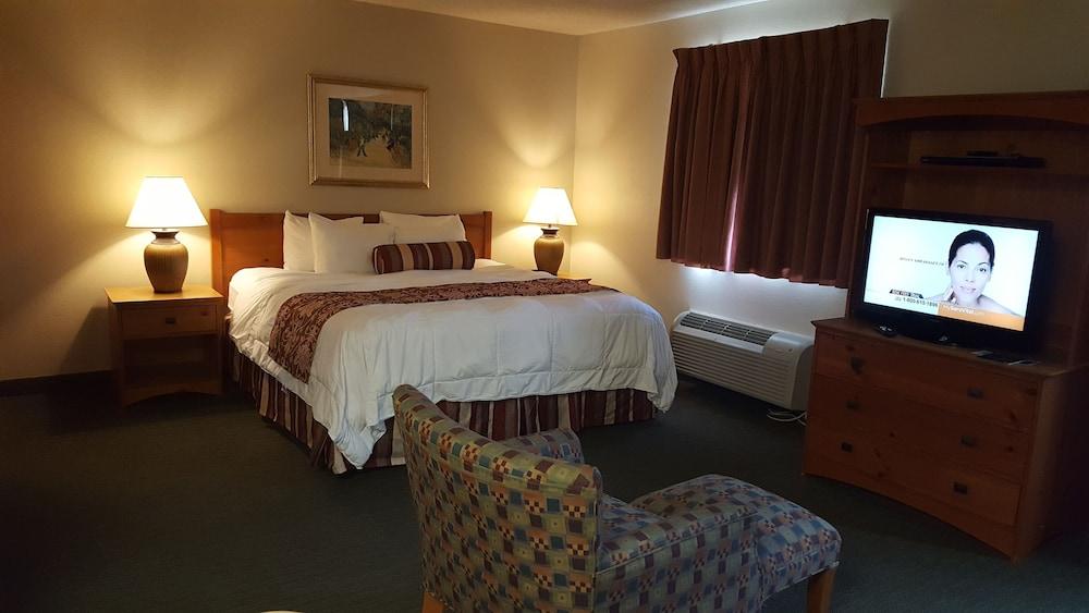 Baymont By Wyndham Wichita East Hotel Eksteriør billede