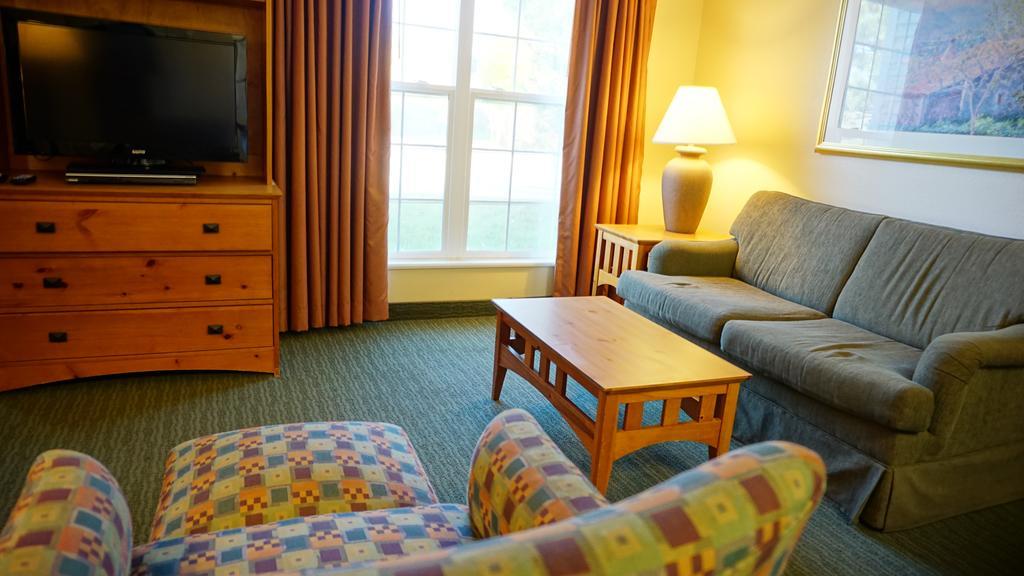 Baymont By Wyndham Wichita East Hotel Eksteriør billede